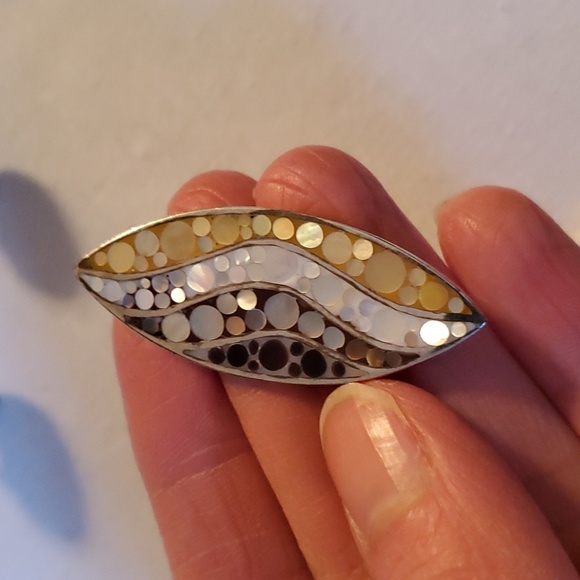 Sterling silver pendant and earrings set inlaid with mother of pearls - Picture 3 of 16